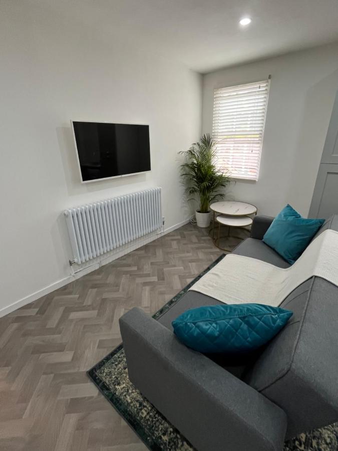 Warwick Town Centre Property Exterior foto